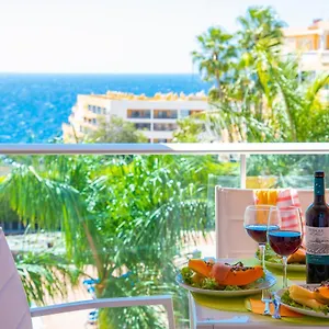 https://tenerife-golf-del-sur.tenerifehoteles.net