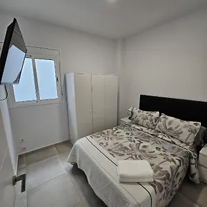 https://apartamentos-la-meridian.topbarcelonahotels.com